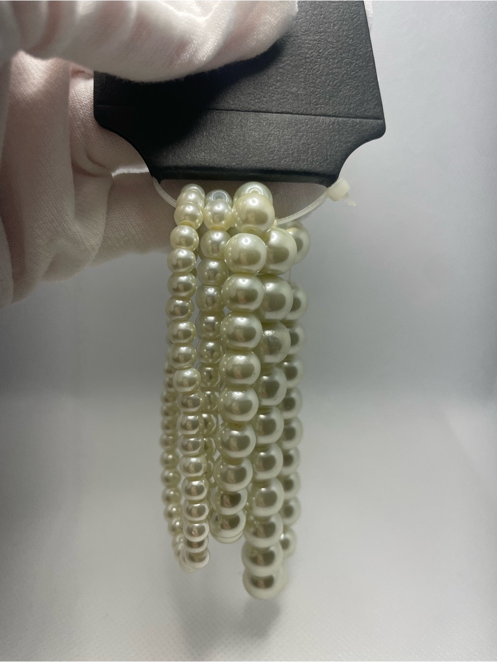 🤍✨ SET OF 4 Ivory/Cream FAUX PEARL BRACELETS - Women’s Accessories